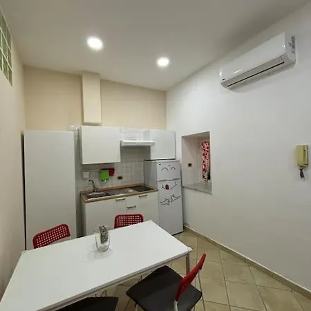 La Casina Bagnoli 80124 * 那不勒斯